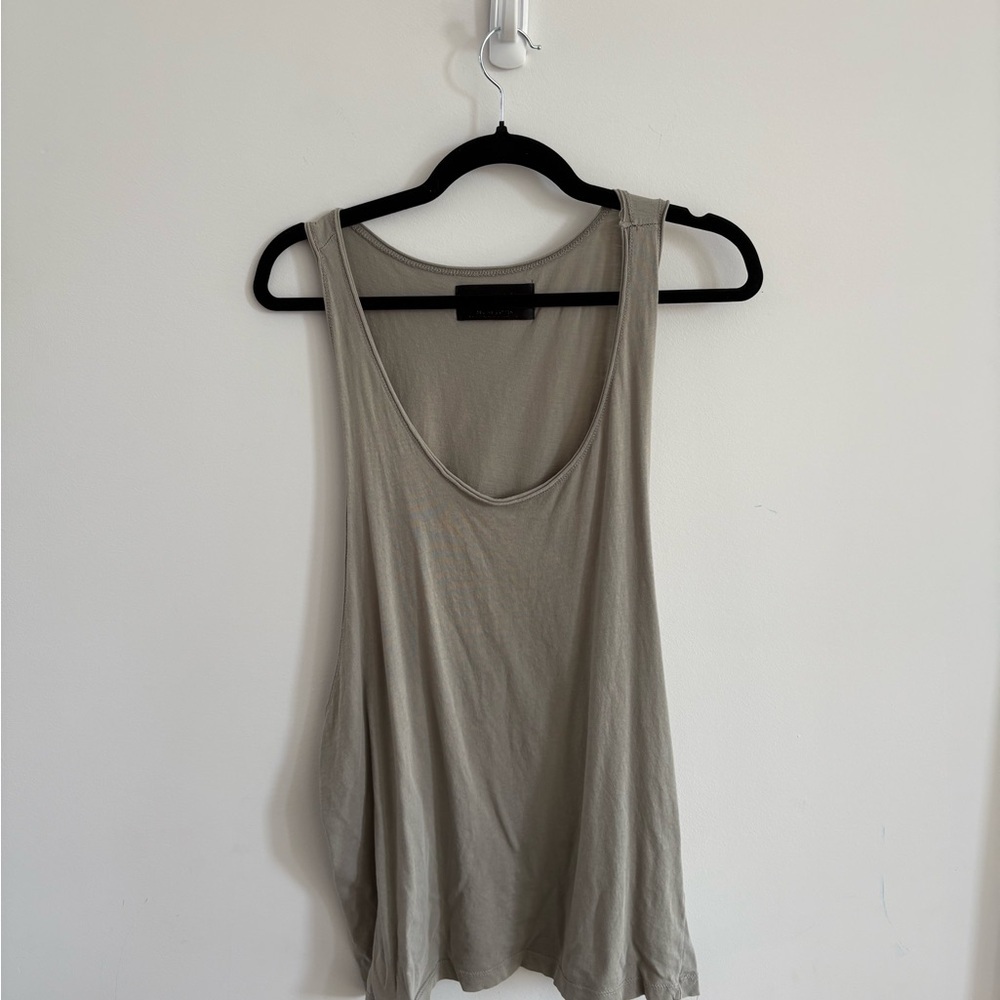 Men Gray Sleeveless Top